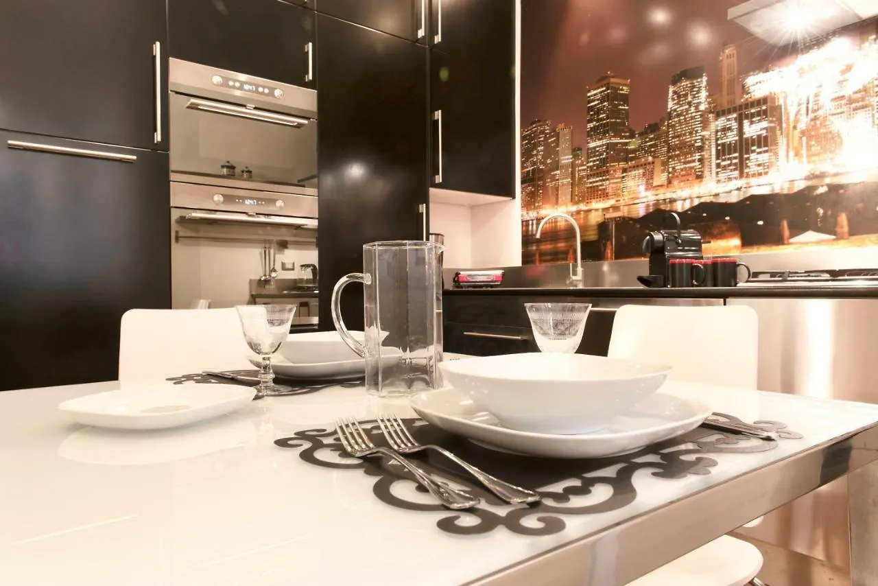 Luxury Apartment Vaticano-S'Peter Basilica - Netflix Wifi - Aircond Rome