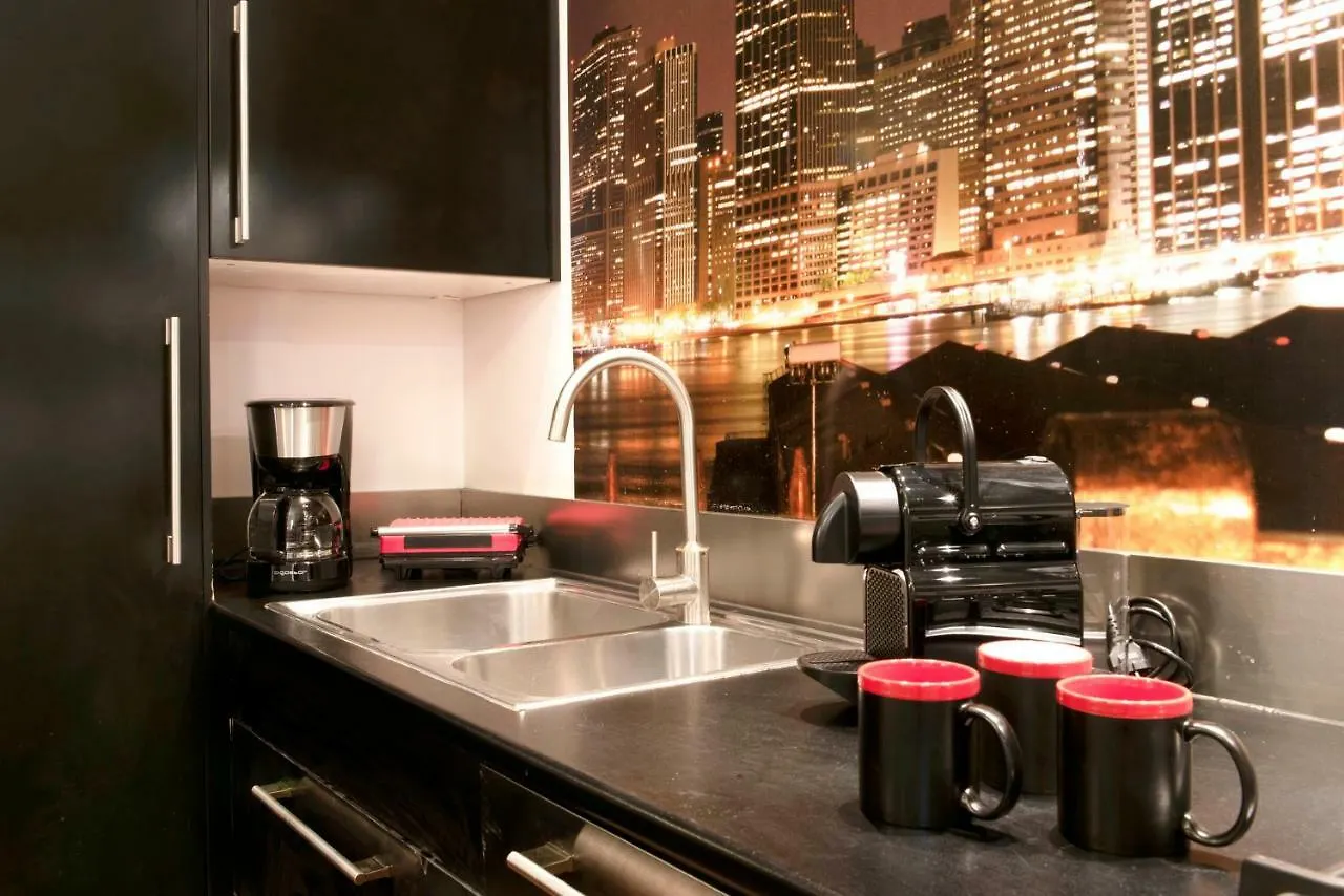 Luxury Apartment Vaticano-S'Peter Basilica - Netflix Wifi - Aircond Rome
